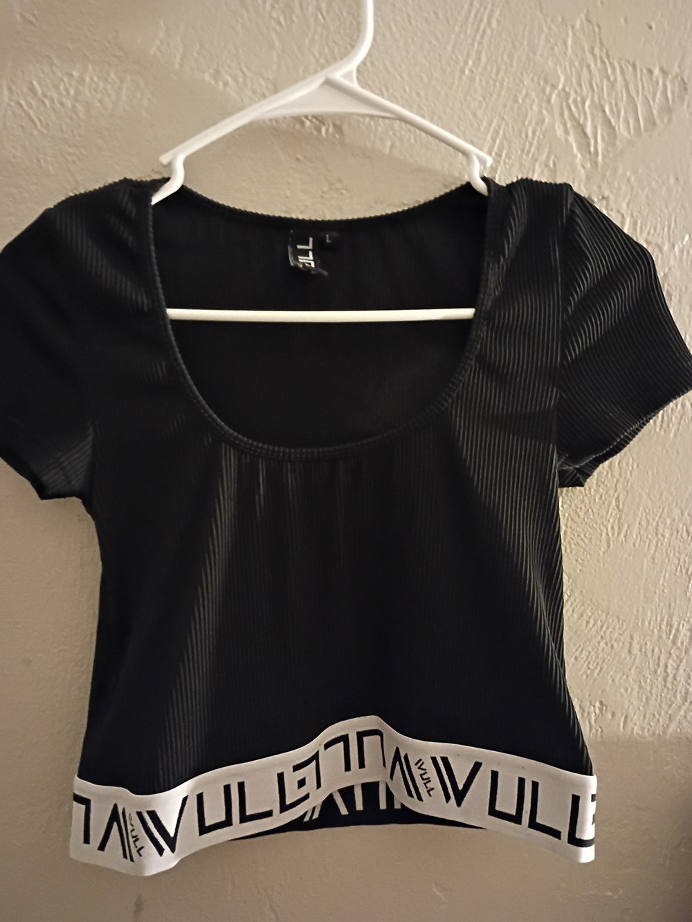 Black Ribbed Scoop Neck Crop Top